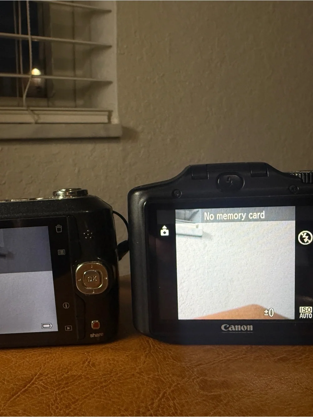 Canon Black SX160 IS 16x Optical Zoom Compact Camera